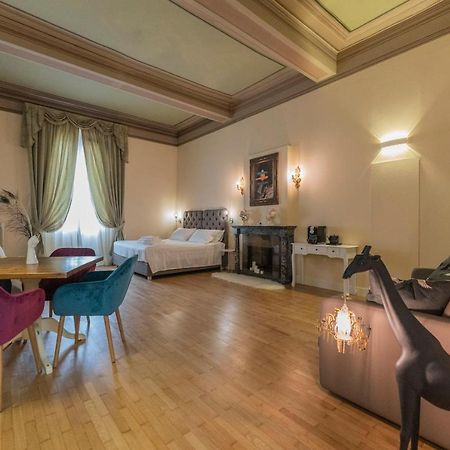 Aldrovandi Luxury Suites And Apartment Bologna Buitenkant foto