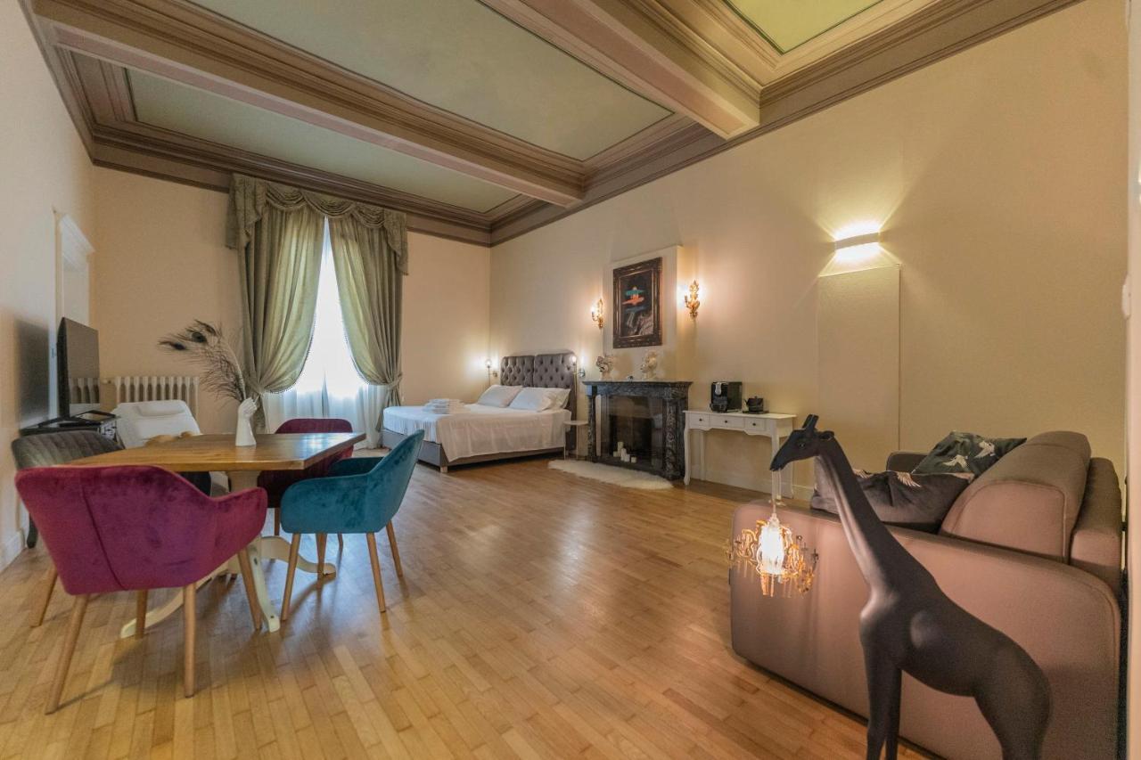 Aldrovandi Luxury Suites And Apartment Bologna Buitenkant foto