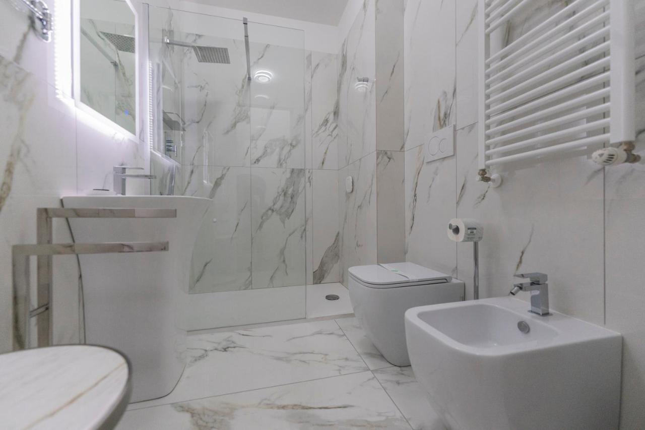Aldrovandi Luxury Suites And Apartment Bologna Buitenkant foto