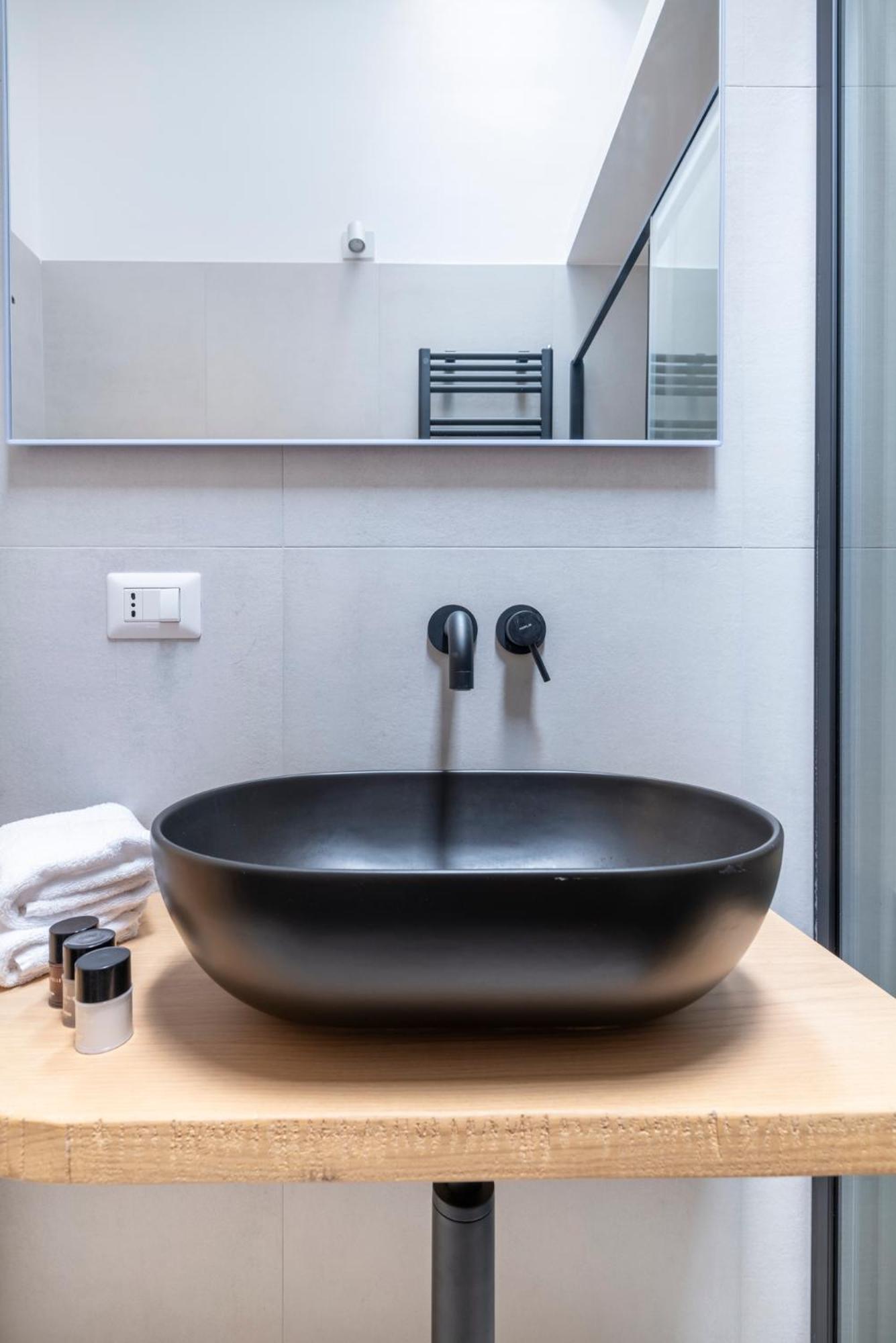 Aldrovandi Luxury Suites And Apartment Bologna Buitenkant foto