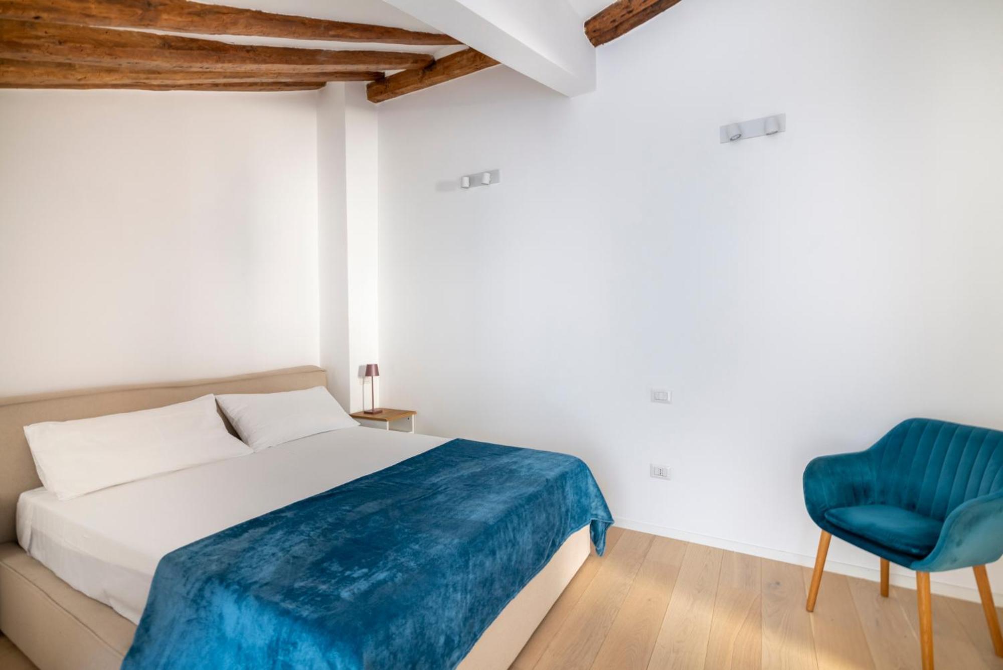 Aldrovandi Luxury Suites And Apartment Bologna Buitenkant foto