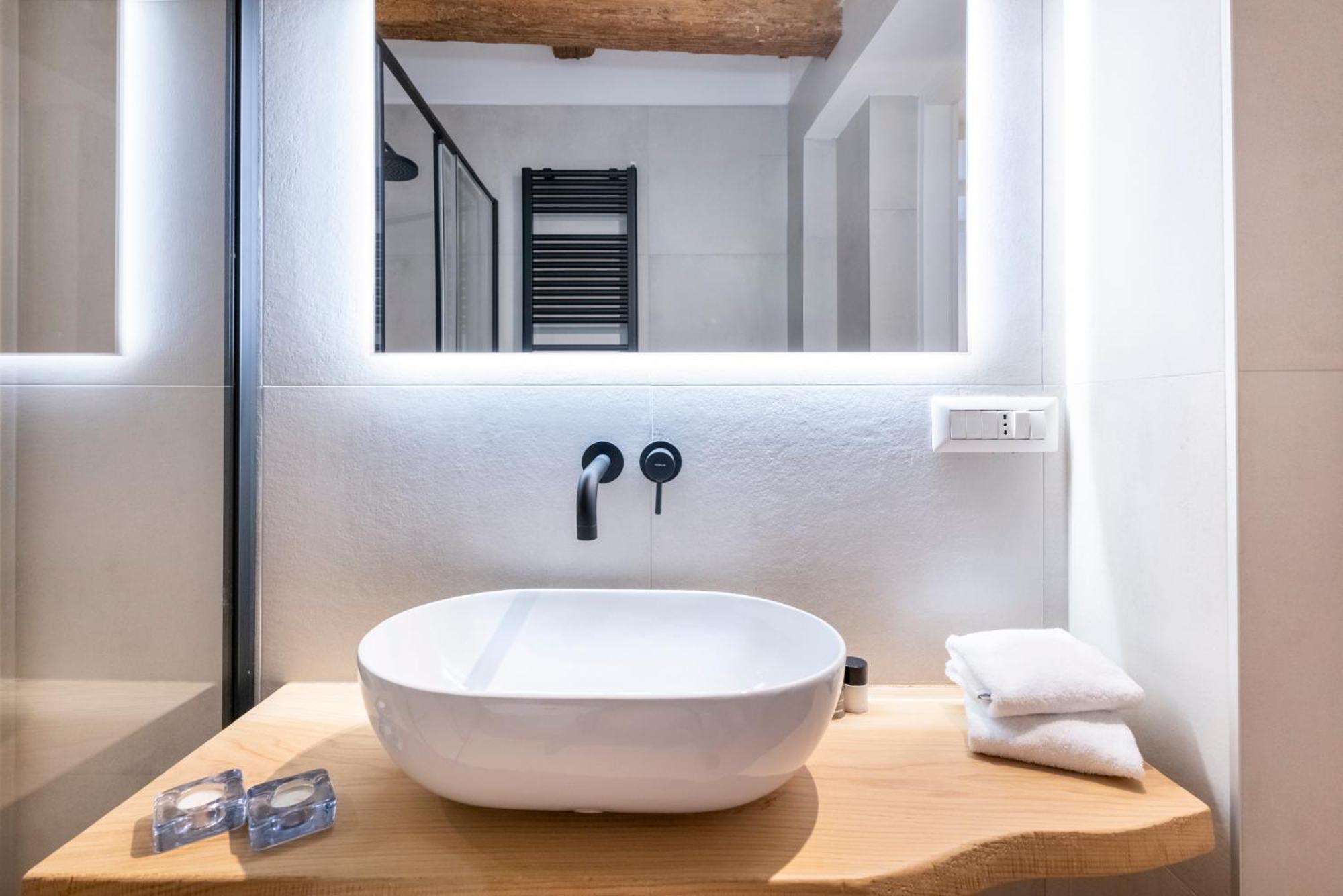 Aldrovandi Luxury Suites And Apartment Bologna Buitenkant foto