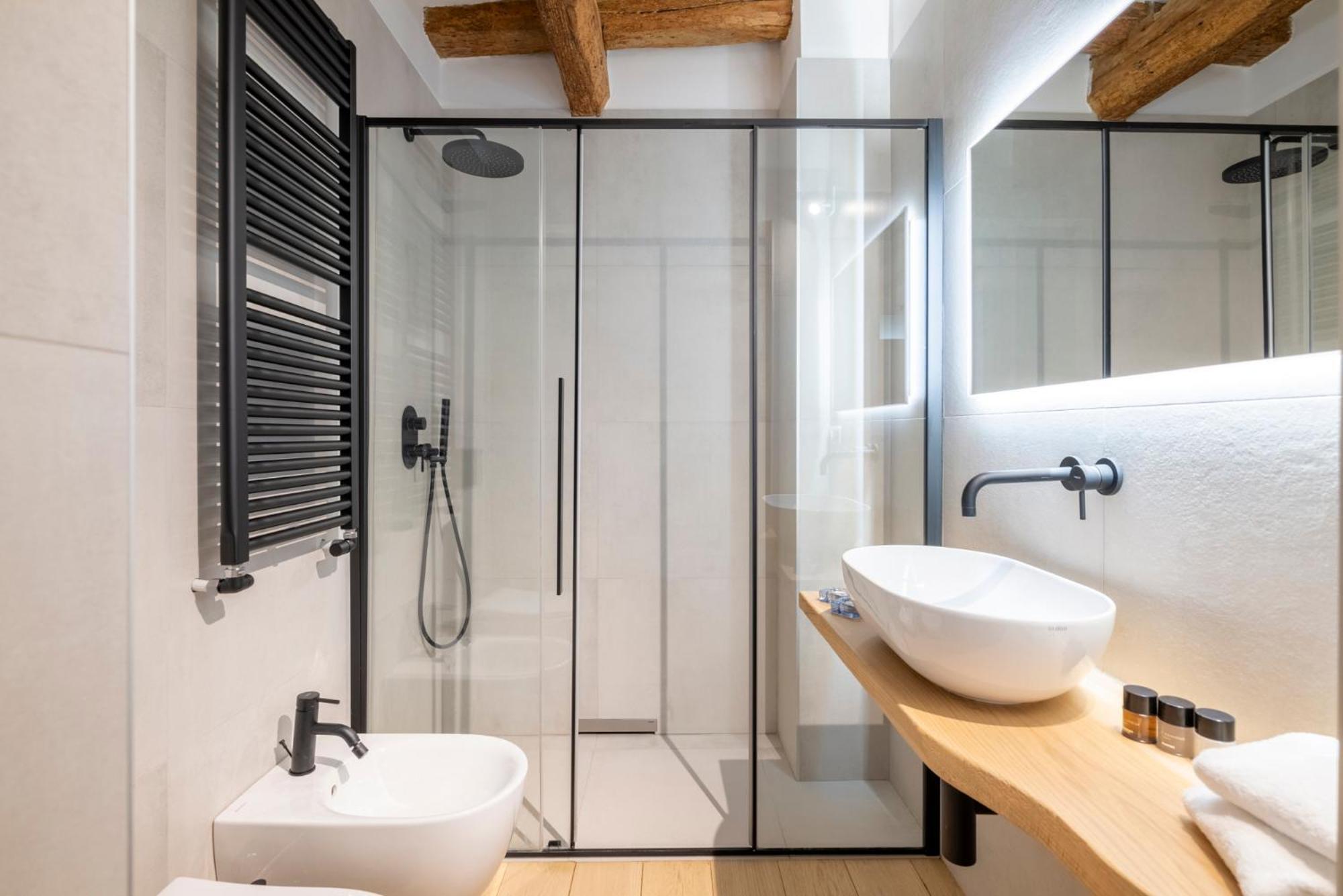 Aldrovandi Luxury Suites And Apartment Bologna Buitenkant foto